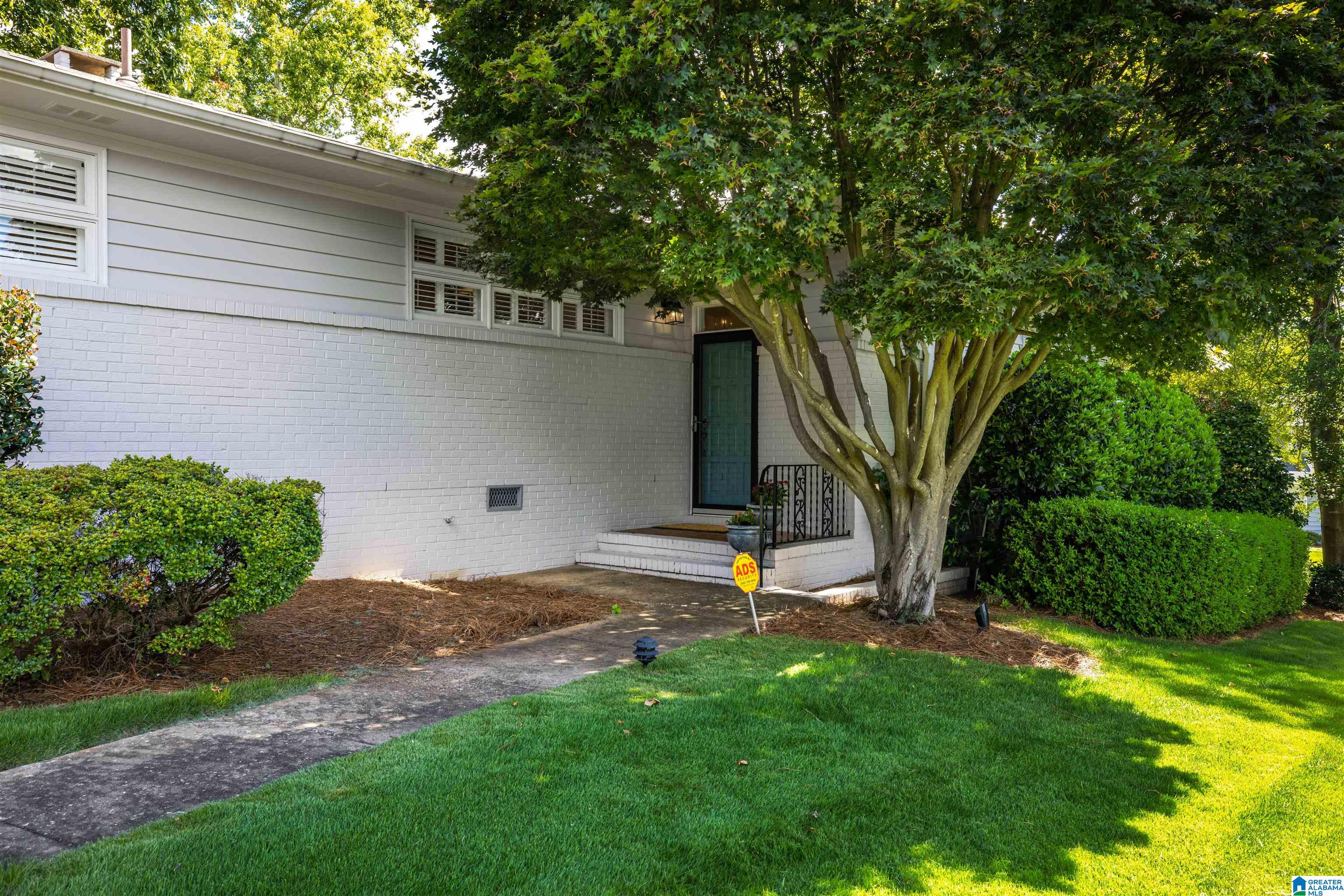 1844 Cedarwood Road Birmingham, AL 35216 - Photo 3 of 50