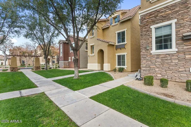 $388,000 | 109 West Commerce Court, Gilbert, AZ 85233