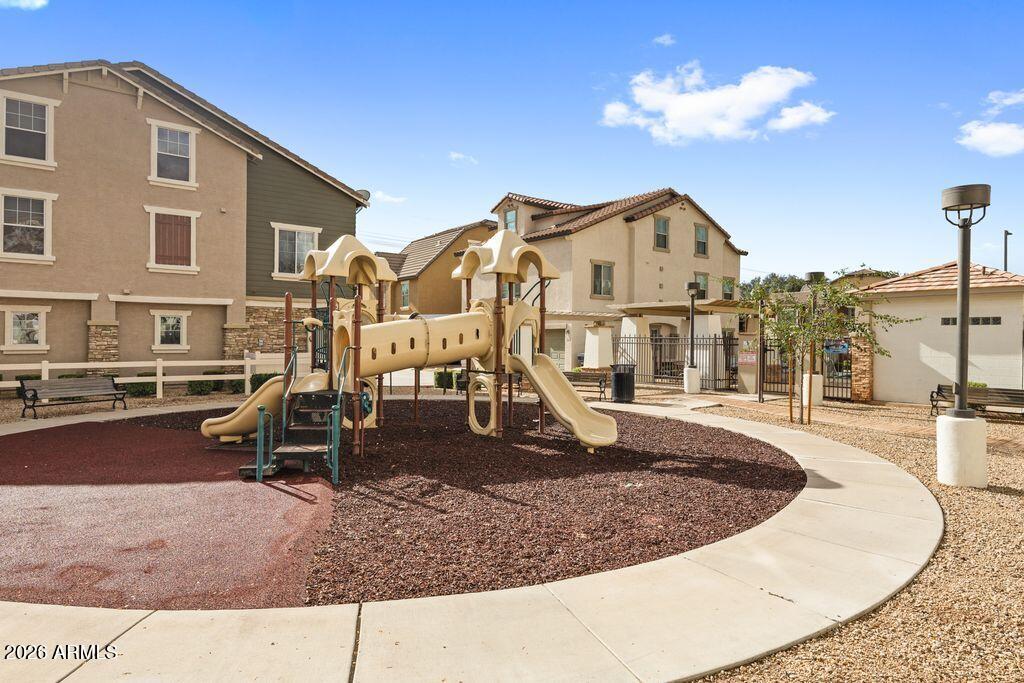 109 West Commerce Court Gilbert, AZ 85233 - Photo 38 of 39 FX9Aqe4w