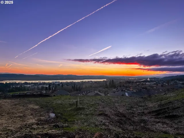 $1,819,995 | 478 North Z Circle, Washougal, WA 98671