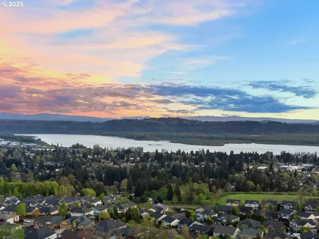 $1,819,995 | 478 North Z Circle, Washougal, WA 98671