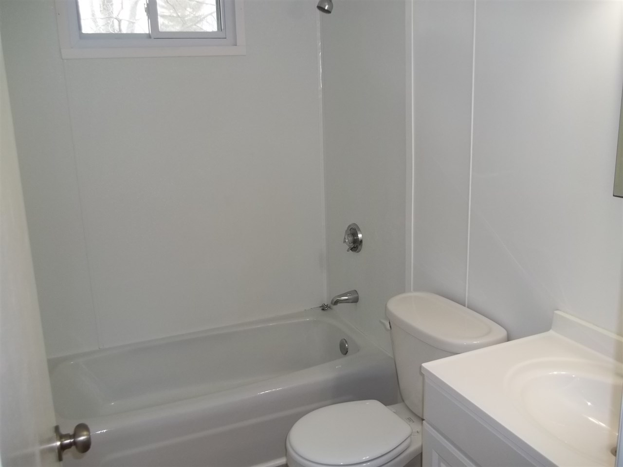 50 Kilby Street Manchester, NH 03103 - Photo 10 of 13 Gallery Image 10