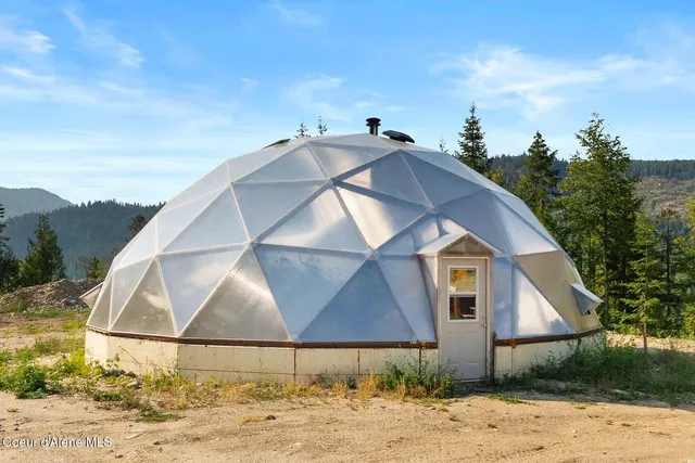 $700,000 | 452 Ruby Creek Road, Naples, ID 83847