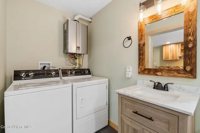 $700,000 | 452 Ruby Creek Road, Naples, ID 83847