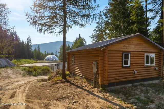 $700,000 | 452 Ruby Creek Road, Naples, ID 83847