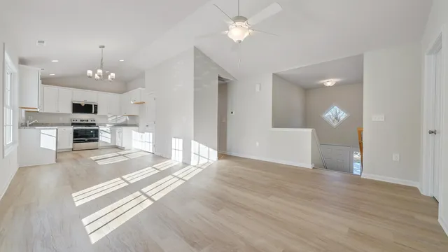 $364,950 | 2809 Russlen Drive, Salem, VA 24153