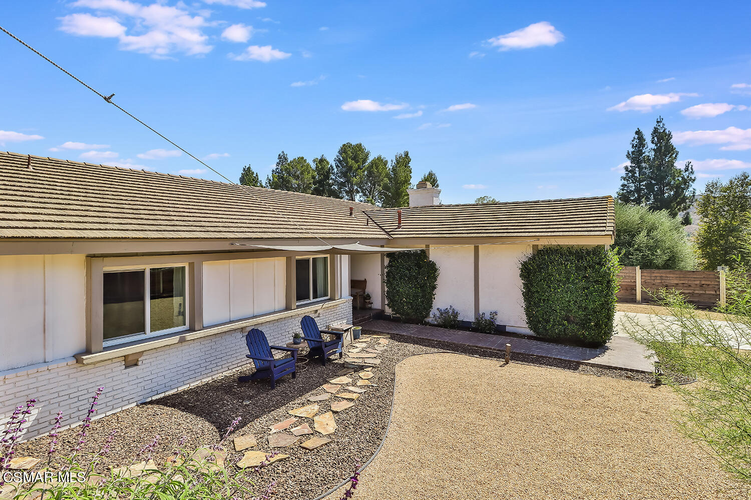 252 Rancho Road Thousand Oaks, CA 91362 - Photo 6 of 56 a view of a back yard of the house