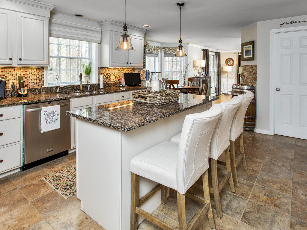 5 Stone Road Kennebunkport, ME 04046 - Photo 8 of 38 Kitchen