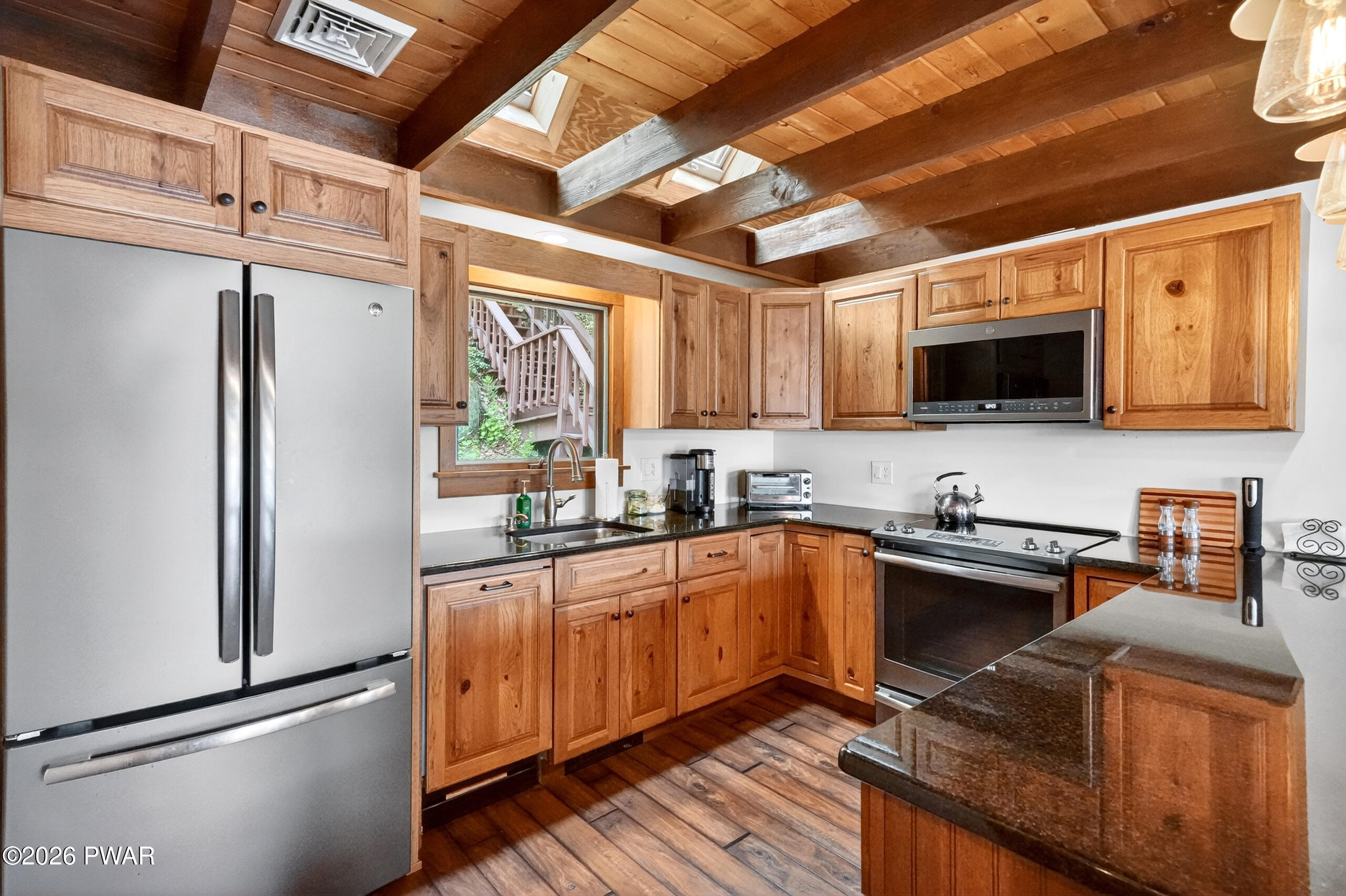 121 Big Woods II Road Greentown, PA 18426 - Photo 10 of 49