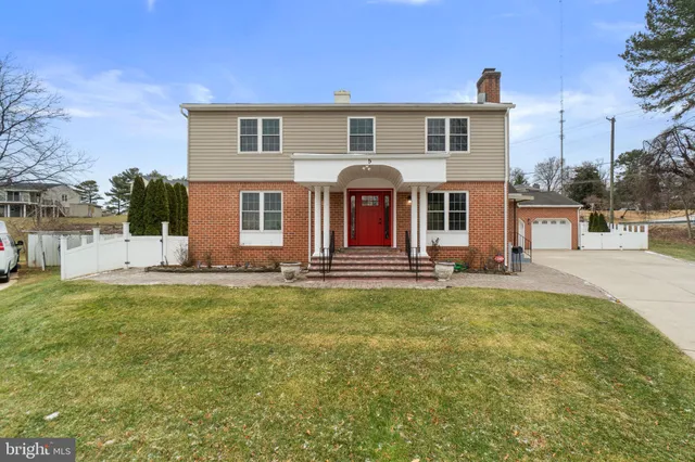 $835,000 | 5 Blackridge Court, Baltimore, MD 21228