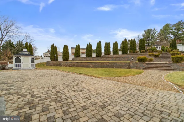 $835,000 | 5 Blackridge Court, Baltimore, MD 21228