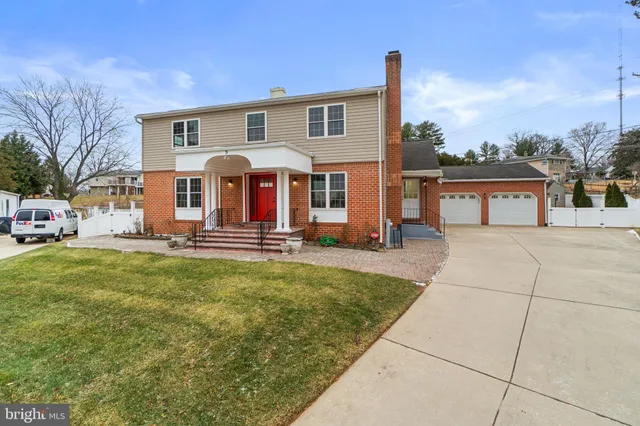 $835,000 | 5 Blackridge Court, Baltimore, MD 21228