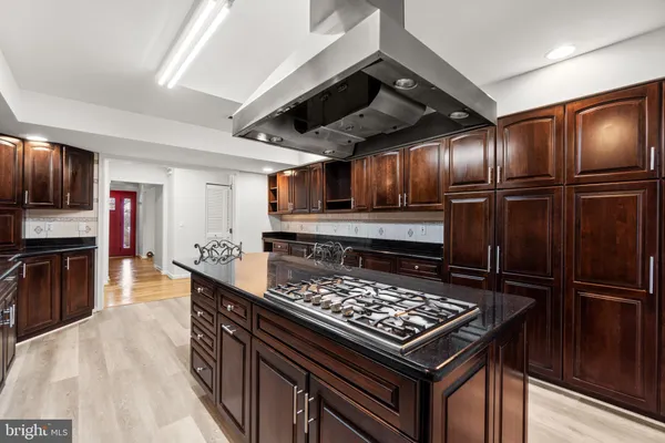 $835,000 | 5 Blackridge Court, Baltimore, MD 21228