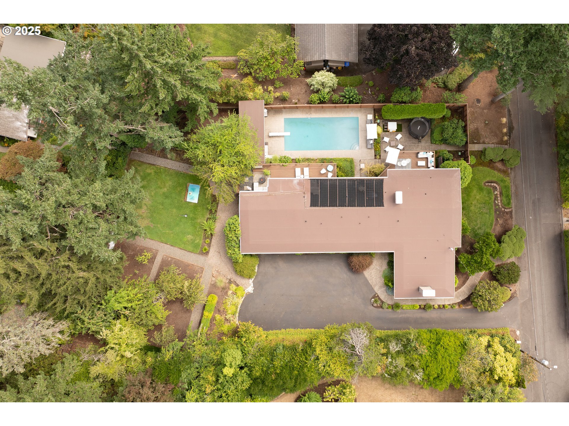 3840 Southwest Martins Lane Portland, OR 97239 - Photo 46 of 48