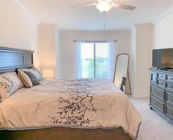 $3,540 | 5710 Palmer Circle, Unit 202, Bradenton, FL 34211