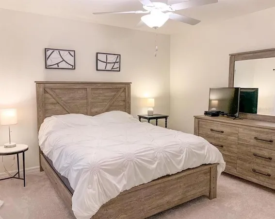 $3,540 | 5710 Palmer Circle, Unit 202, Bradenton, FL 34211