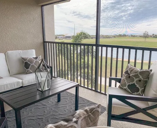 $3,540 | 5710 Palmer Circle, Unit 202, Bradenton, FL 34211