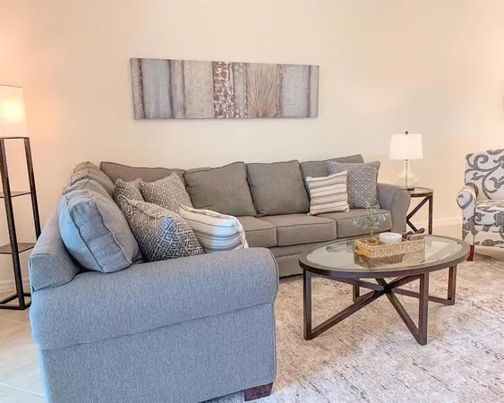 $3,540 | 5710 Palmer Circle, Unit 202, Bradenton, FL 34211