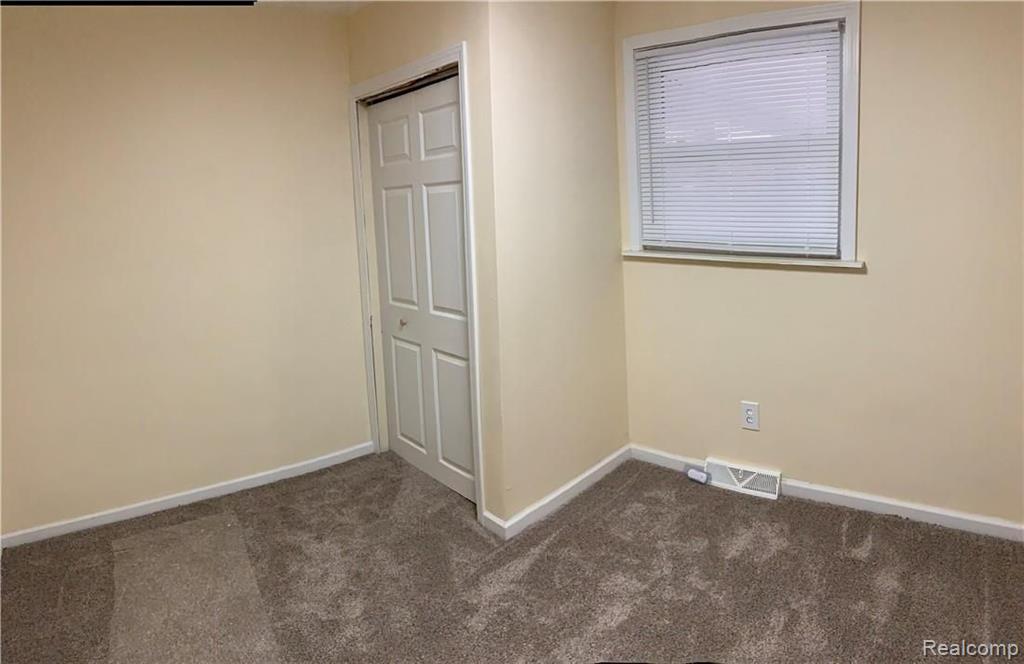 1881 June Avenue Rochester Hills, MI 48309 - Photo 15 of 26
