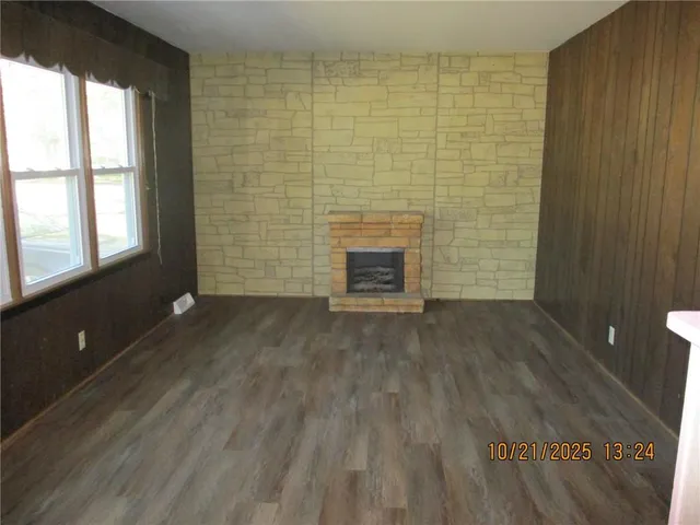 $1,700 | 303 Hargis Lane, Belton, MO 64012