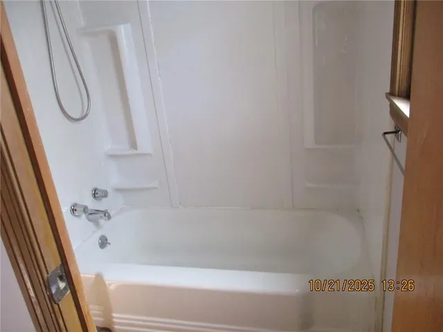 $1,700 | 303 Hargis Lane, Belton, MO 64012