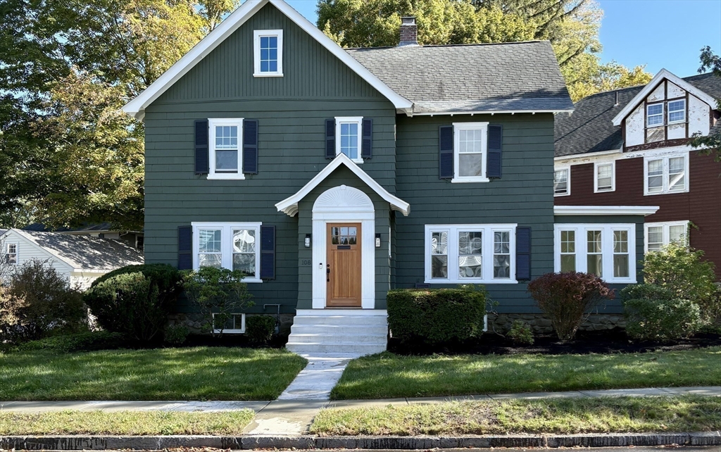 108 Longfellow Road Worcester, MA 01602 - Photo 2 of 42