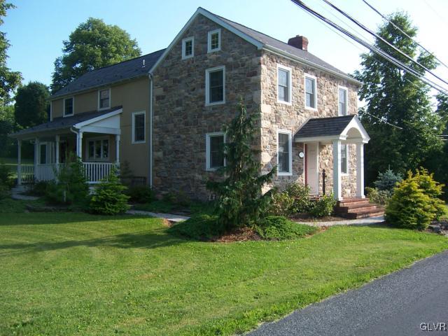 1512 Clearview Road Coplay, PA 18037 - Photo 3 of 21 Gallery Image 3