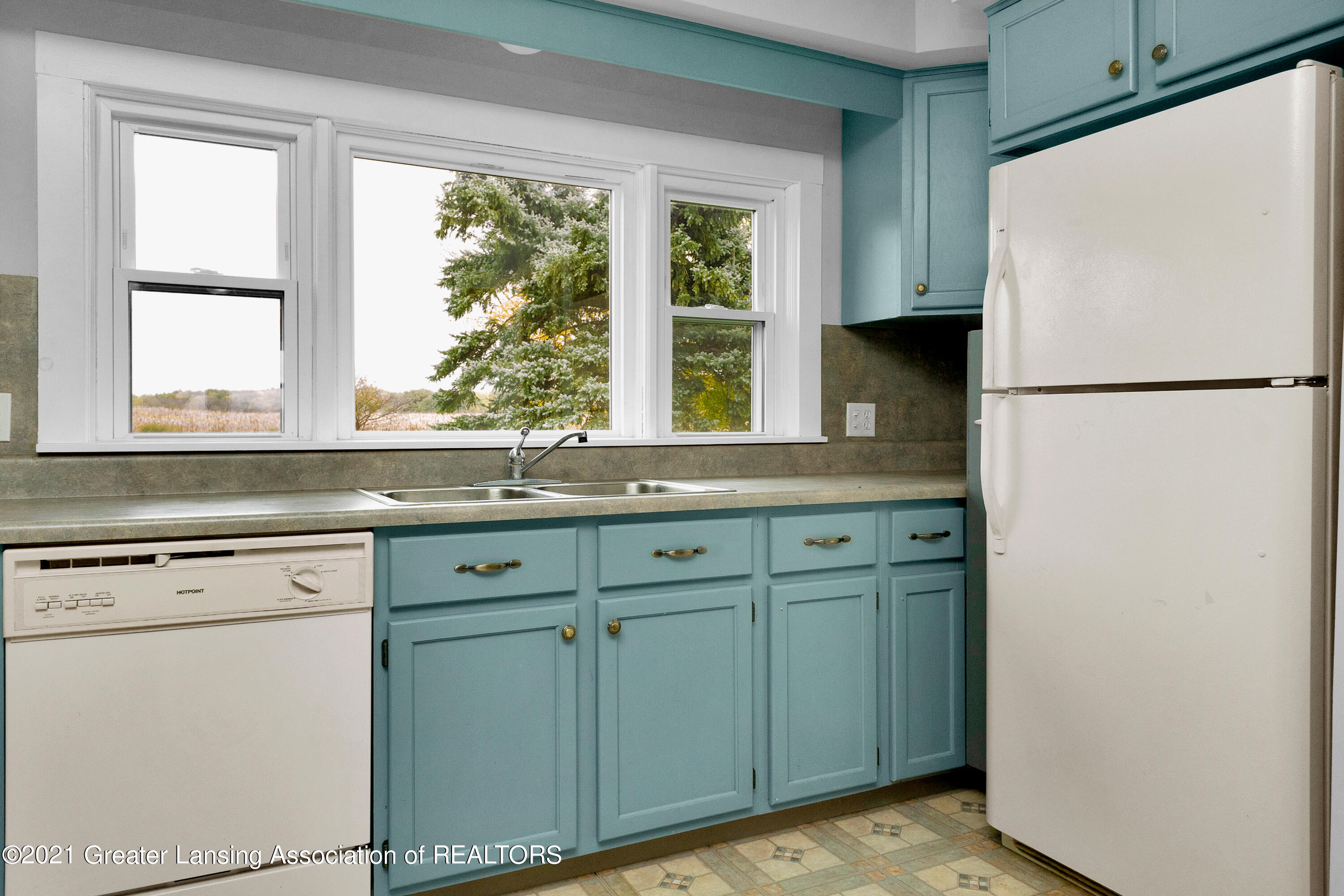 2653 West Kinley Road St. Johns, MI 48879 - Photo 15 of 45 2653 W Kinley Rd Saint Johns MI-129