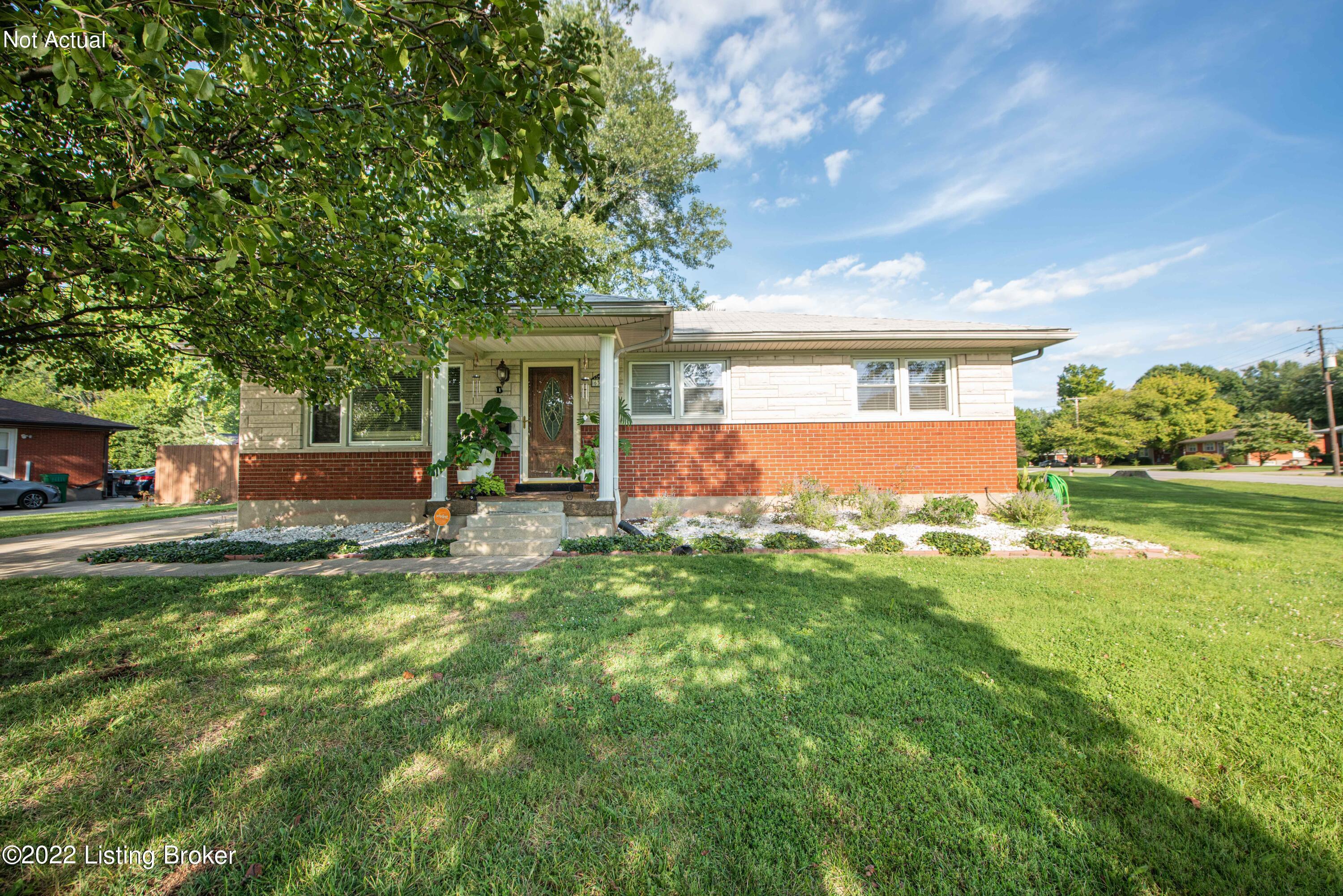 6348 Hunters Grove Road Louisville, KY 40216 - Photo 1 of 44 Welcome home!