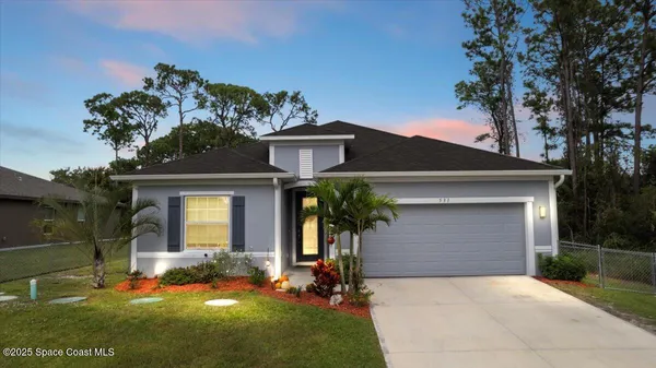 $379,900 | 531 Breakwater Street Southeast, Palm Bay, FL 32909