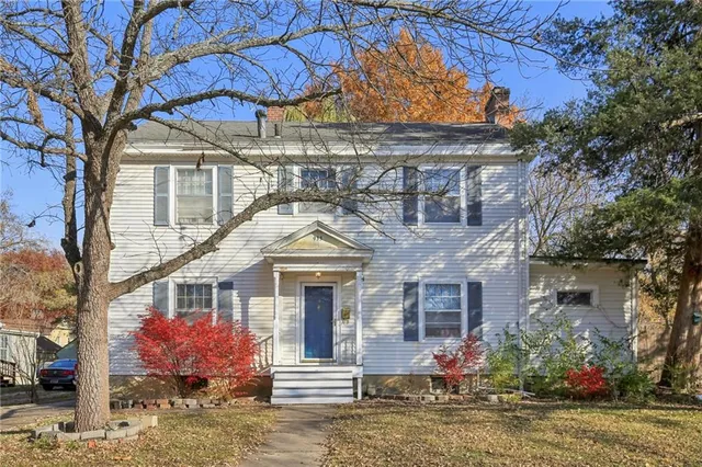 $250,000 | 933 South Main Street, Ottawa, KS 66067