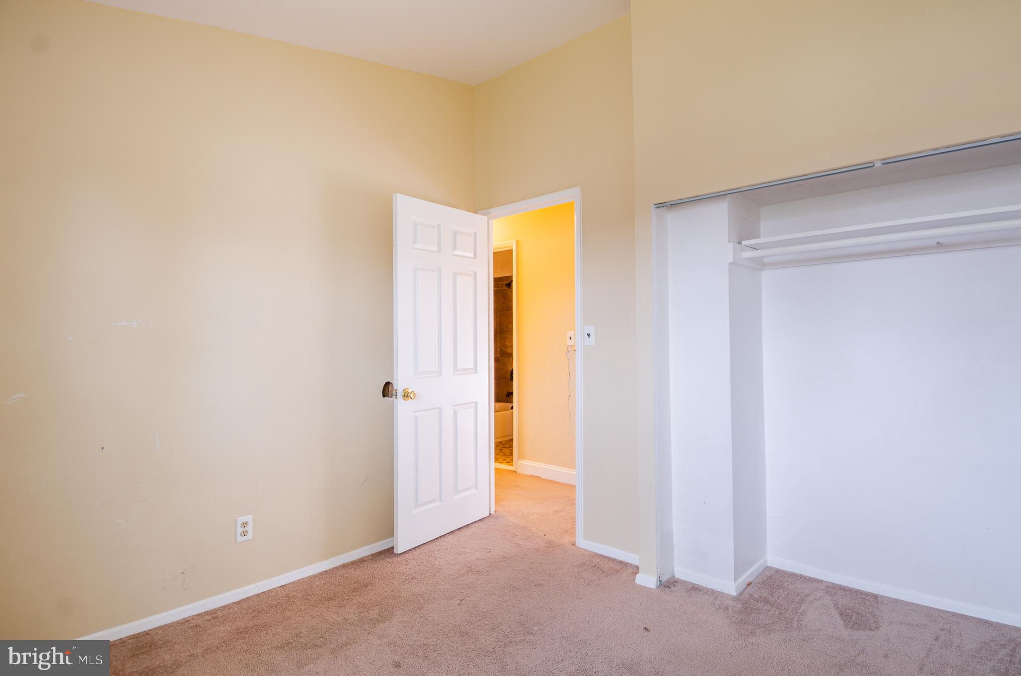 4711 Three Oaks Road Baltimore, MD 21208 - Photo 24 of 33