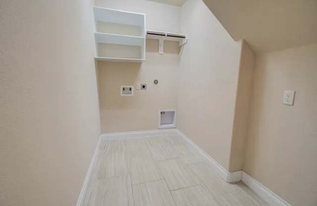 $2,895 | 1202 Watercrest Park Lane, Rosenberg, TX 77471