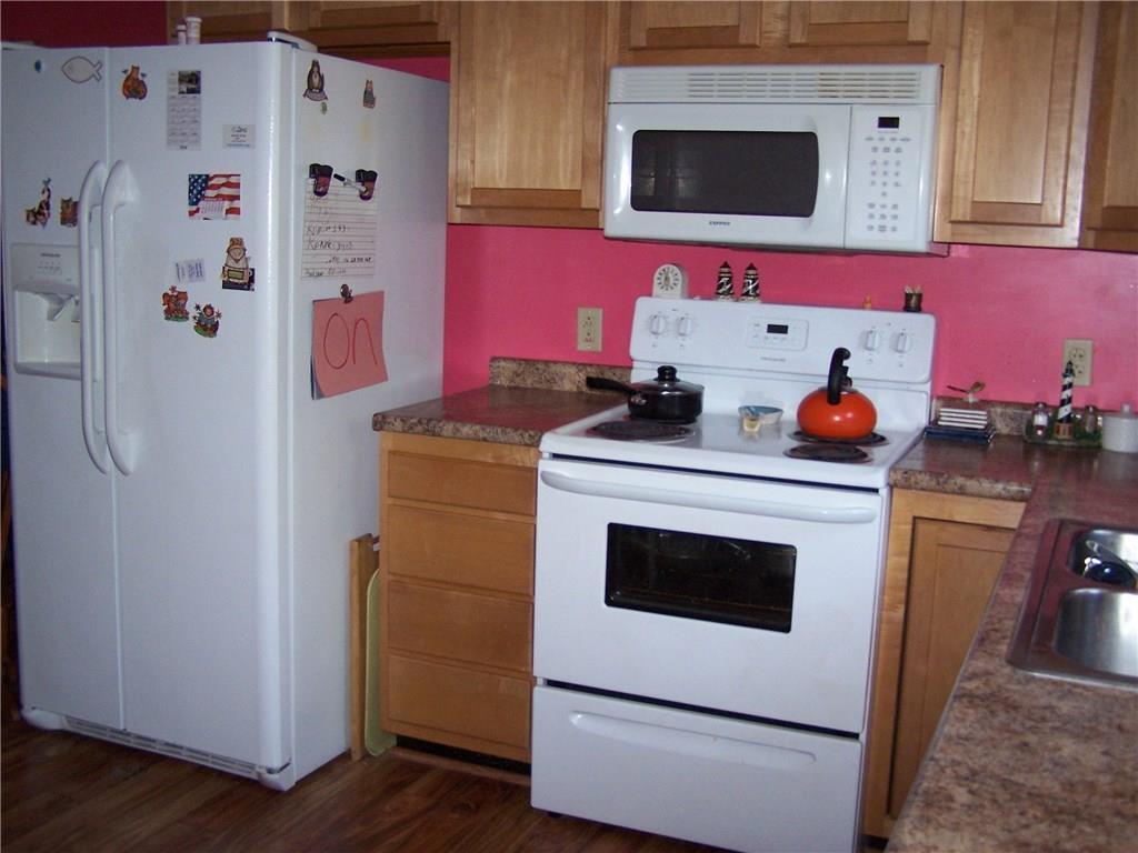 166 High Street Paris, ME 04281 - Photo 7 of 20 Photo