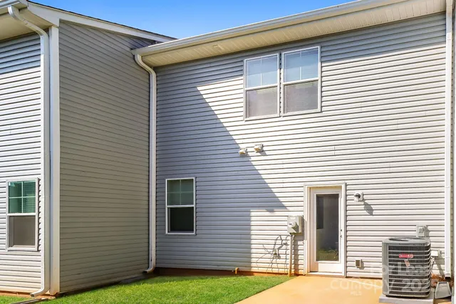 $1,795 | 929 Ranchero Street, Statesville, NC 28677