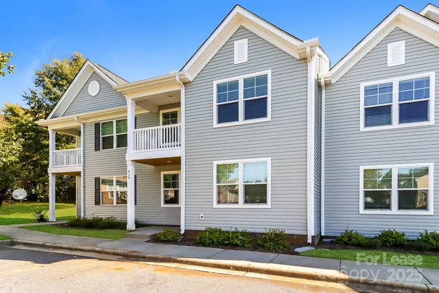 $1,795 | 929 Ranchero Street, Statesville, NC 28677