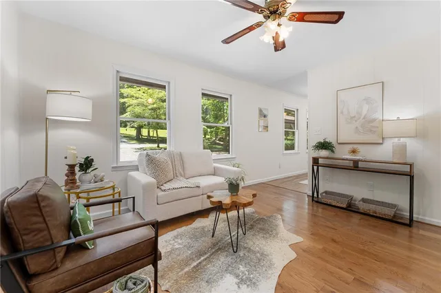 $414,000 | 131 Shoreside Drive, Martin, GA 30557