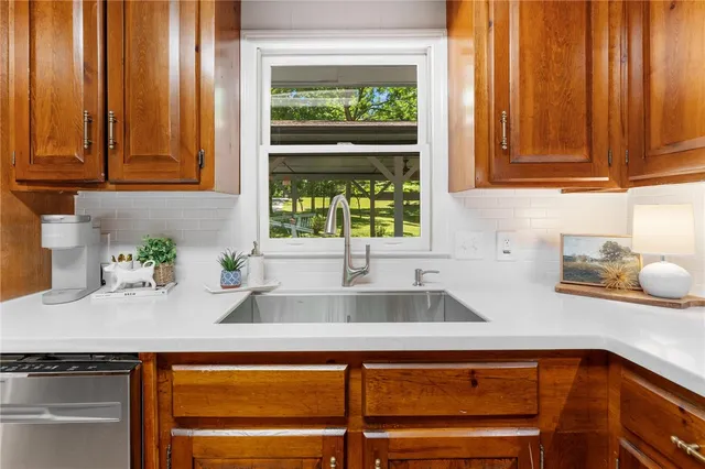 $414,000 | 131 Shoreside Drive, Martin, GA 30557