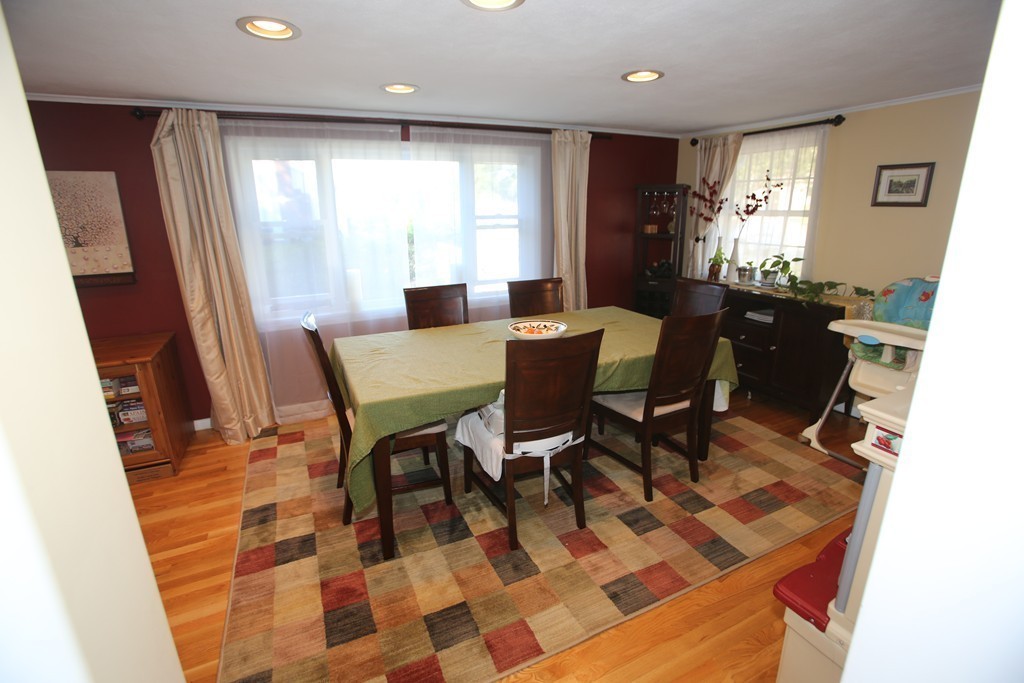 19 Gabriel Road Sharon, MA 02067 - Photo 5 of 22 Gallery Image 5