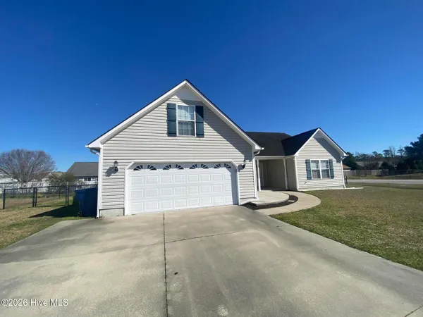 $1,800 | 910 Gum Branch Court, Havelock, NC 28532