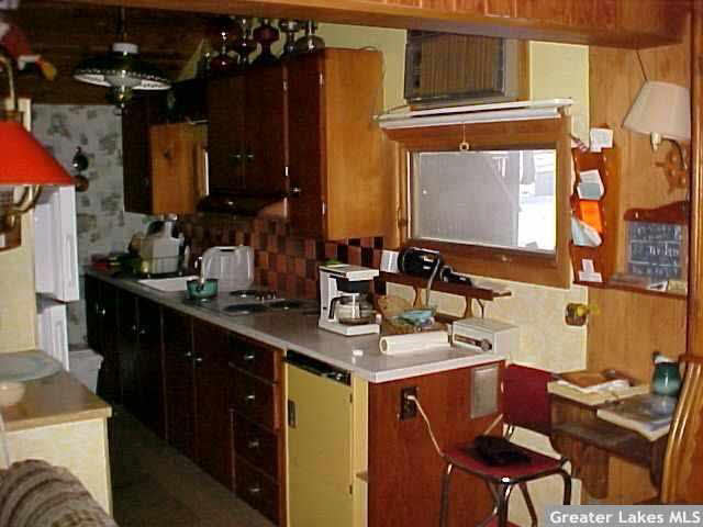 8507 Paradise Beach Road Southeast Brainerd, MN 56401 - Photo 3 of 13 Gallery Image 3