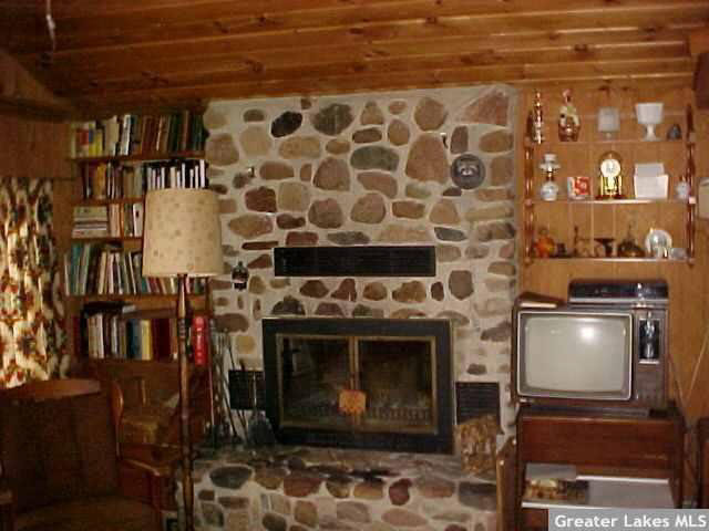 8507 Paradise Beach Road Southeast Brainerd, MN 56401 - Photo 5 of 13 Gallery Image 5