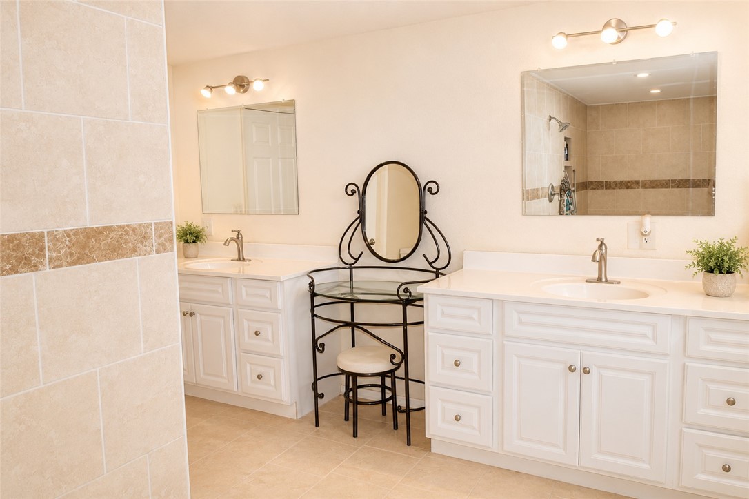 4810 Ehrenberg Road Golden Valley, AZ 86413 - Photo 15 of 31