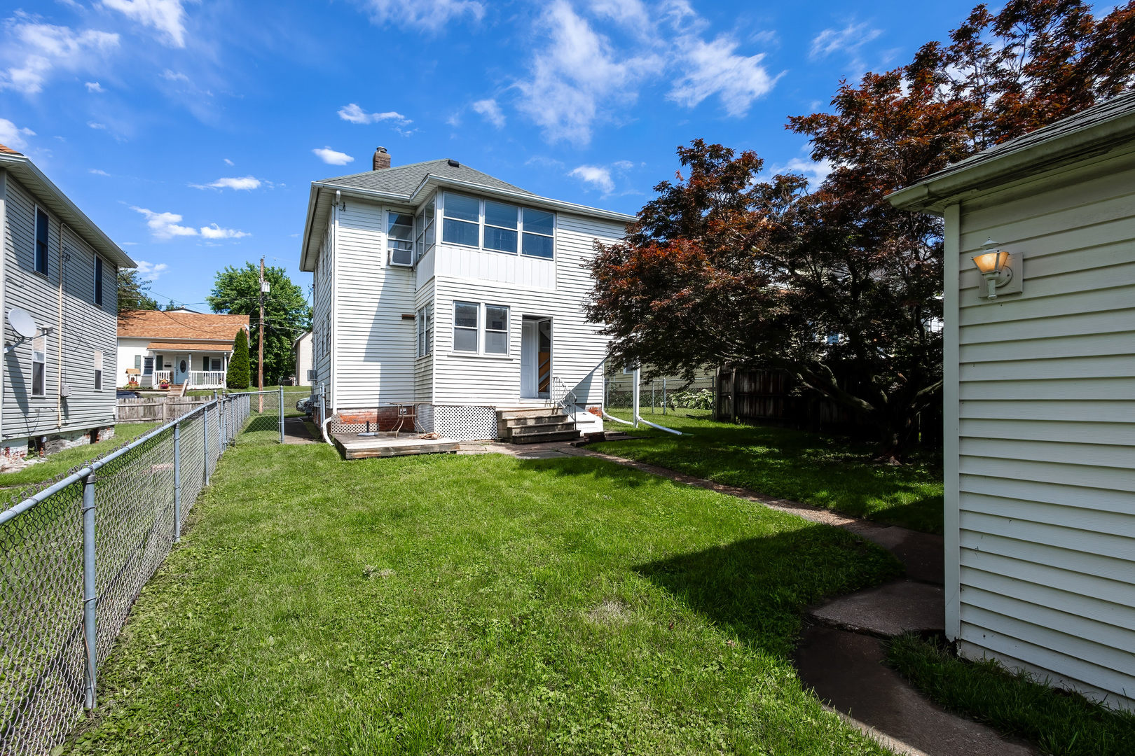 1913 10th Street Moline, IL 61265 - Photo 31 of 34