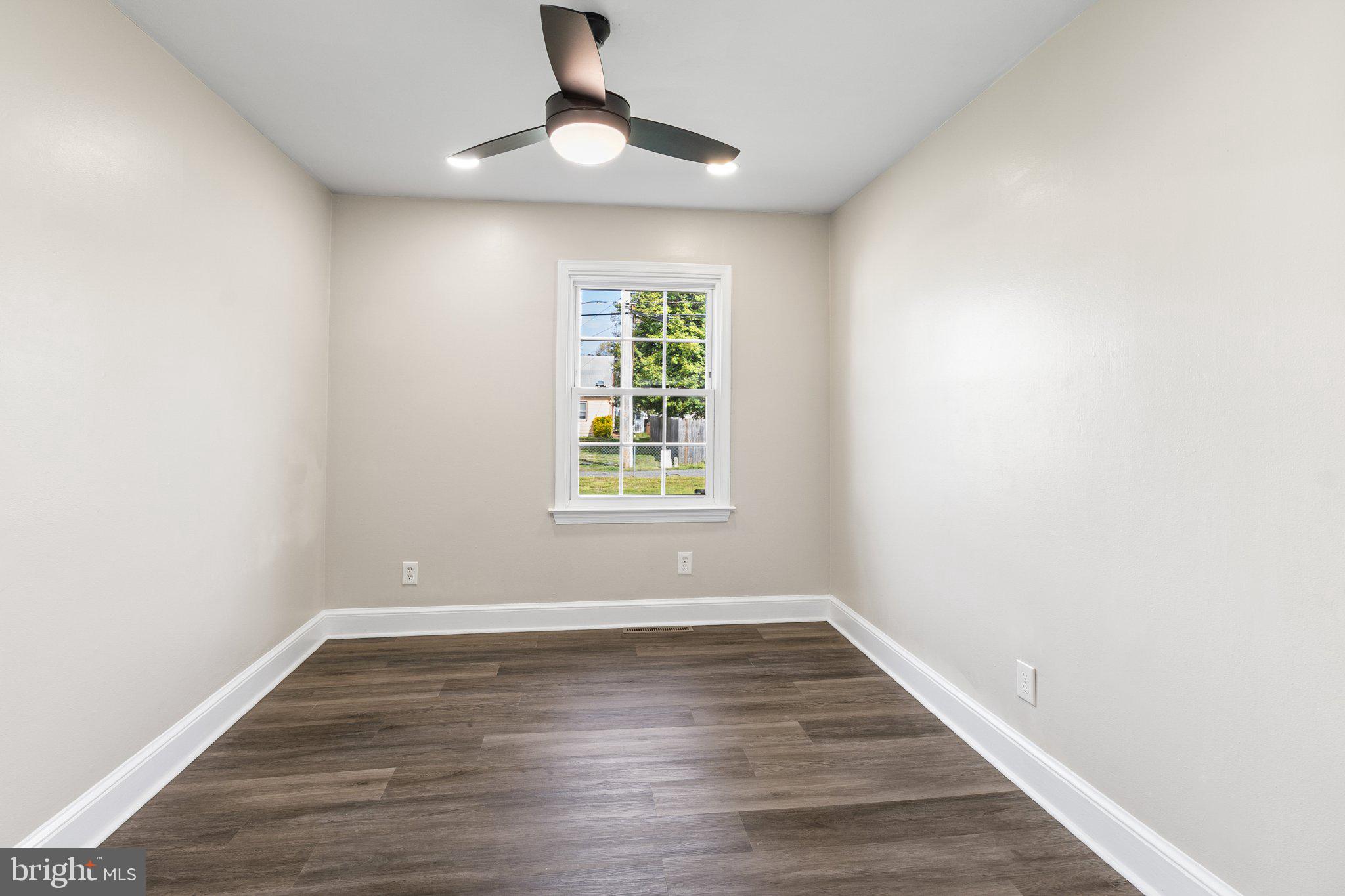 781 South Halsey Road Dover, DE 19901 - Photo 13 of 23 Bright and airy versatile space.