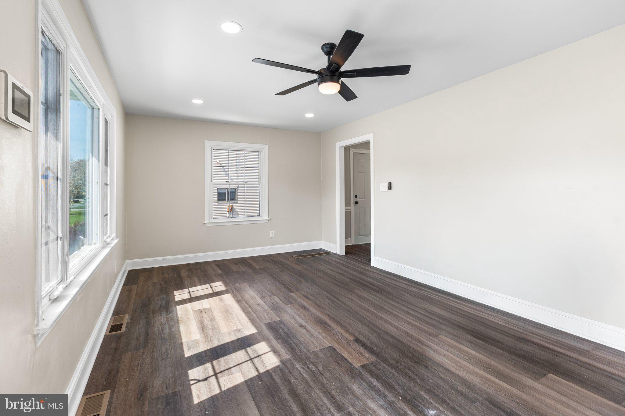 781 South Halsey Road Dover, DE 19901 - Photo 5 of 23 Bright and airy open space awaits.