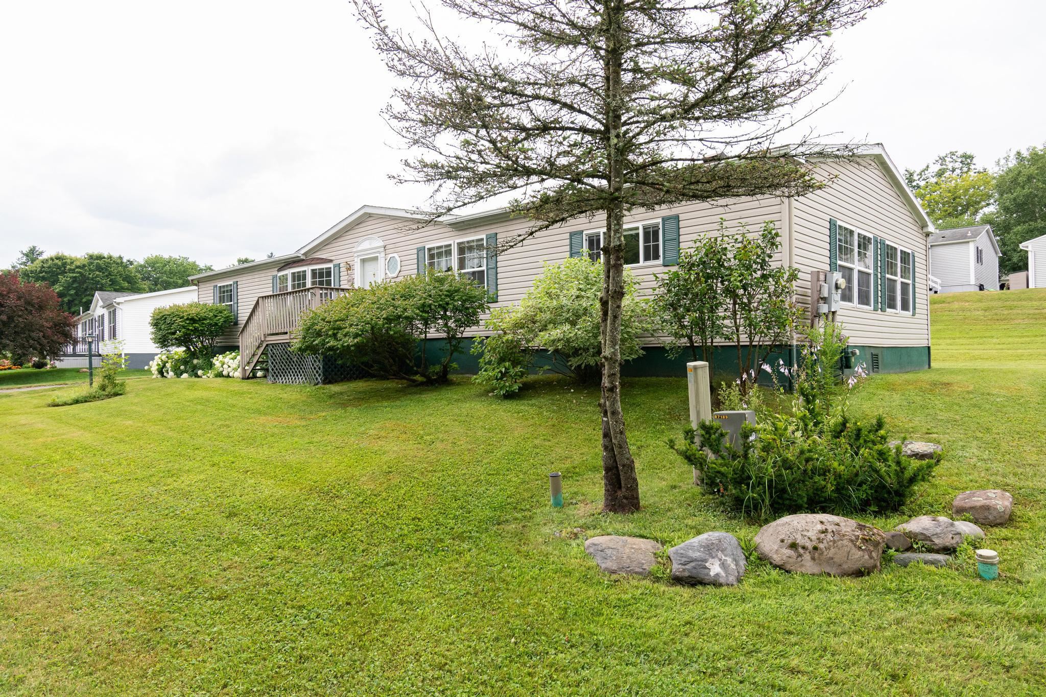 611 Meadowbend Road Williston, VT 05495 - Photo 47 of 49 Gallery Image 47