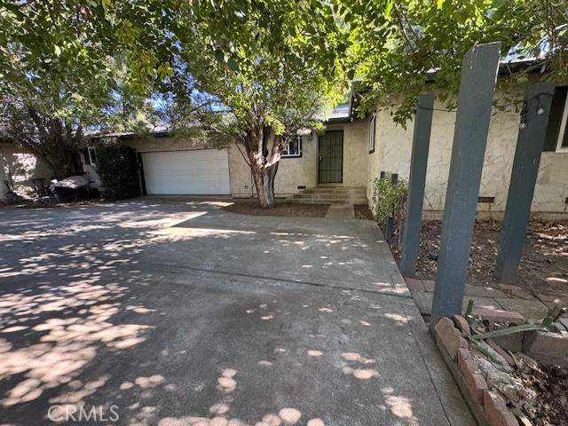 1022 Linden Street Chico, CA 95928 - Photo 5 of 51 a view of a house with a tree