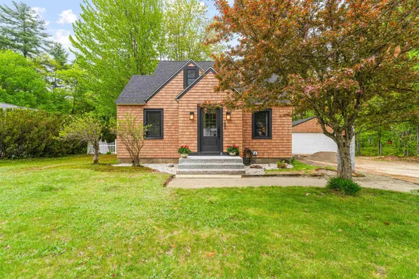 $699,000 | 131 Grove Street, Conway, NH 03860