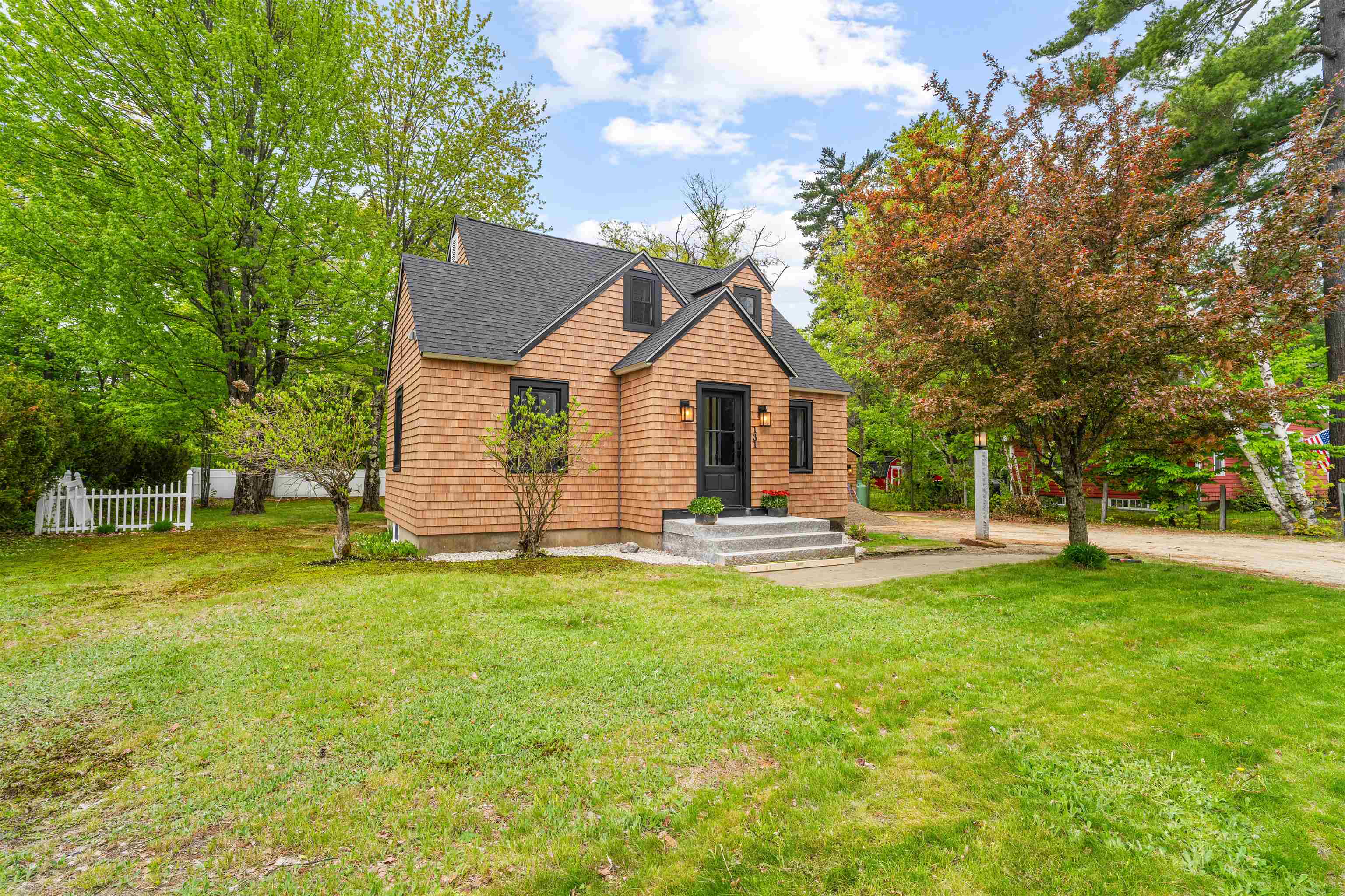 131 Grove Street Conway, NH 03860 - Photo 3 of 40